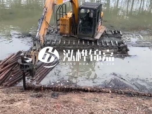 河道木材松木樁怎么選？河道工程用什么規(guī)格松木樁？